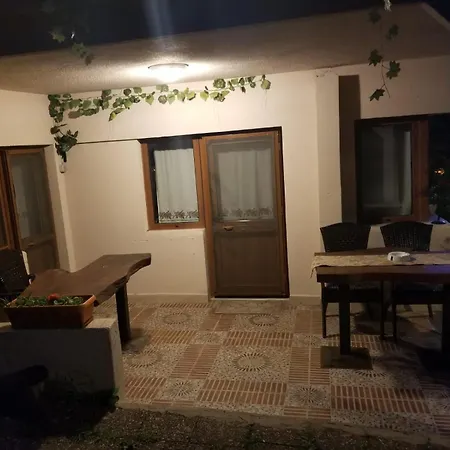 Butik 3*